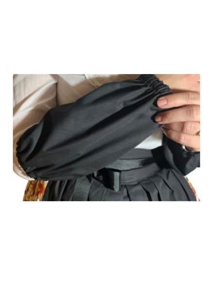 MANGUITOS DE BATURRA o HUERTANA, TRAJE REGIONAL