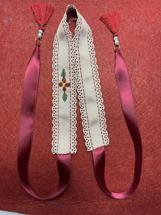 Atapiernas Lligacames Modelo FLOR BORDADA A MANO borlas ROJO