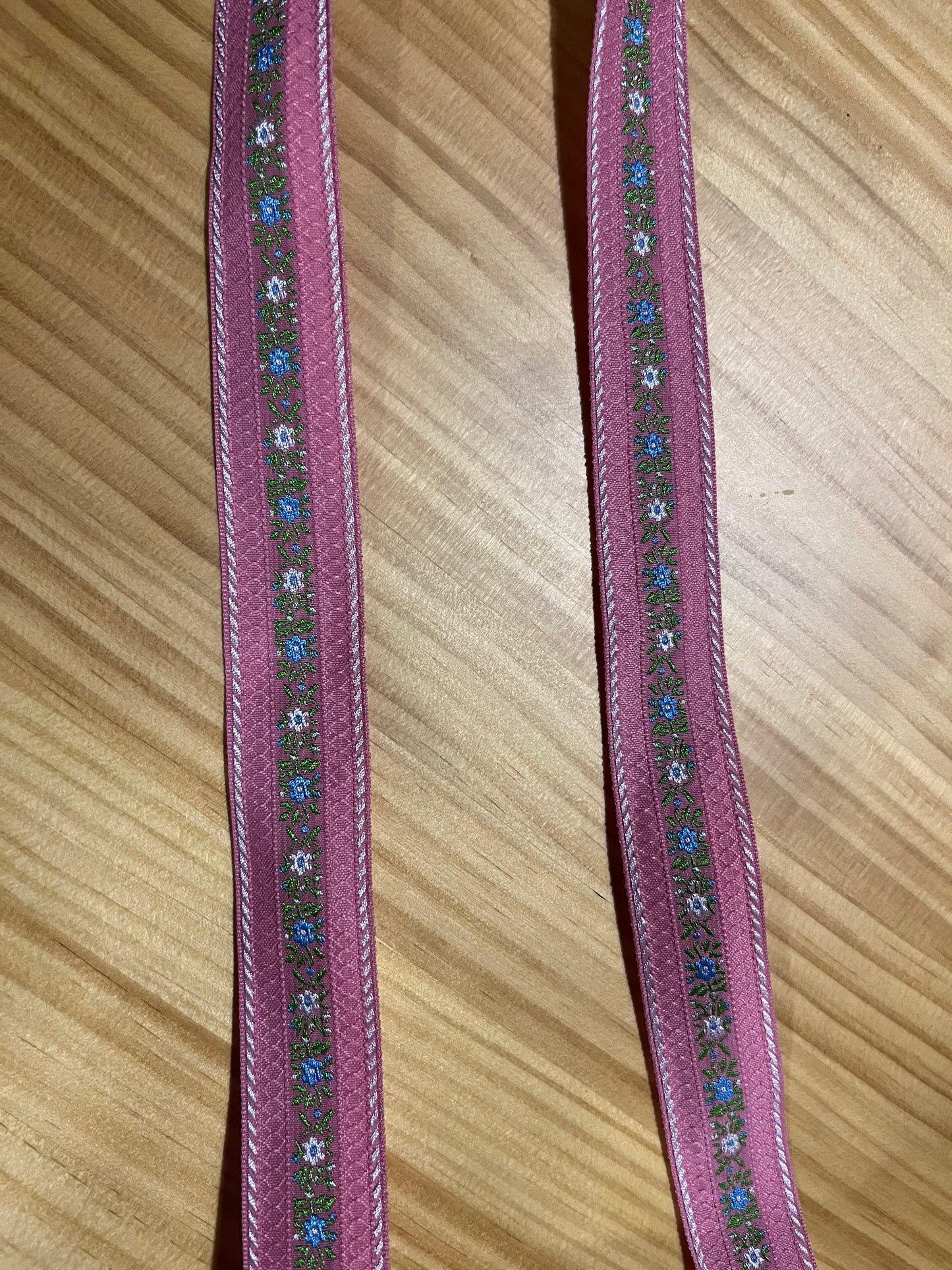 Lligacames Rosa Salmón