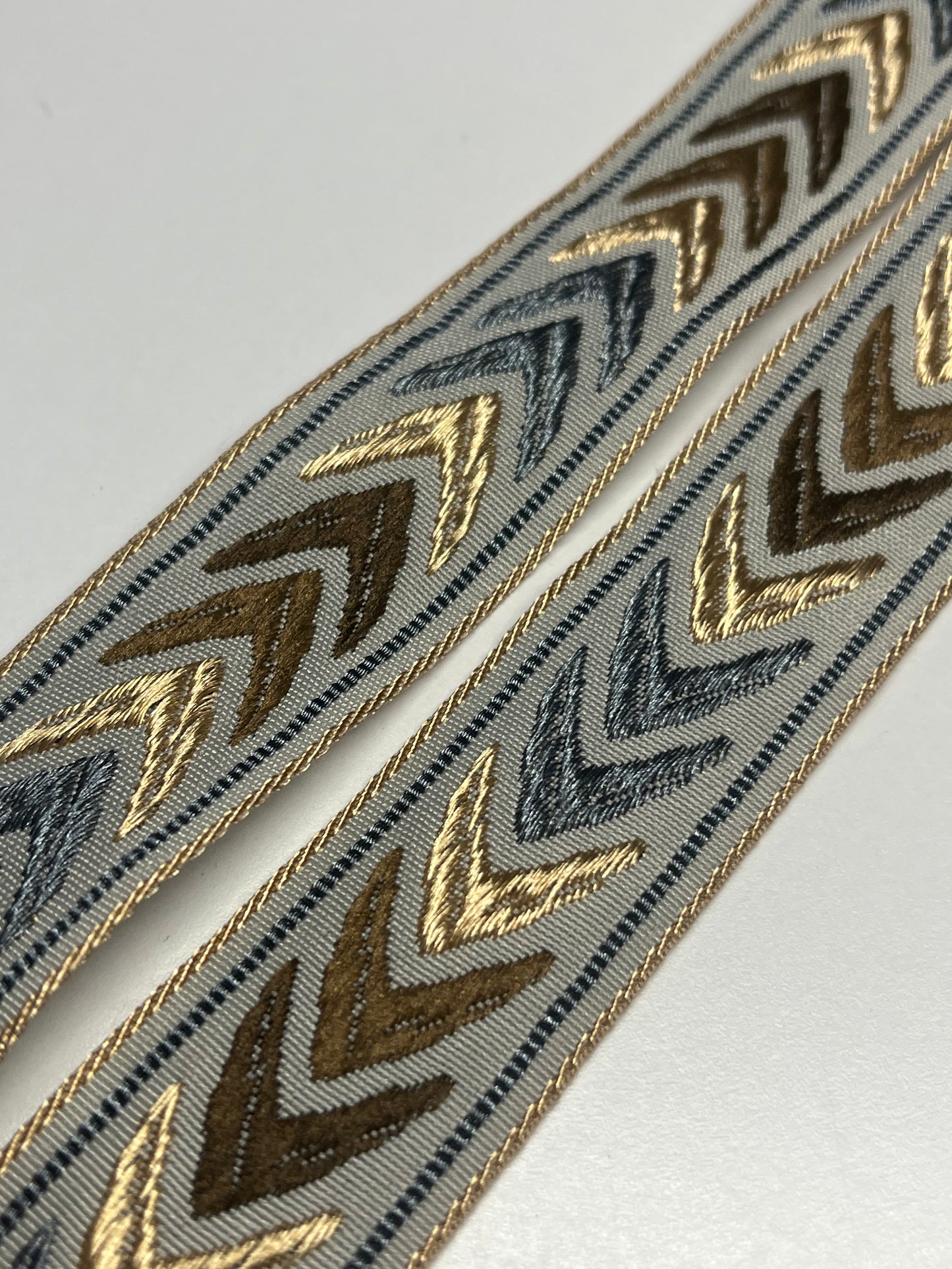 Atapiernas lligacames Azul dorado marron