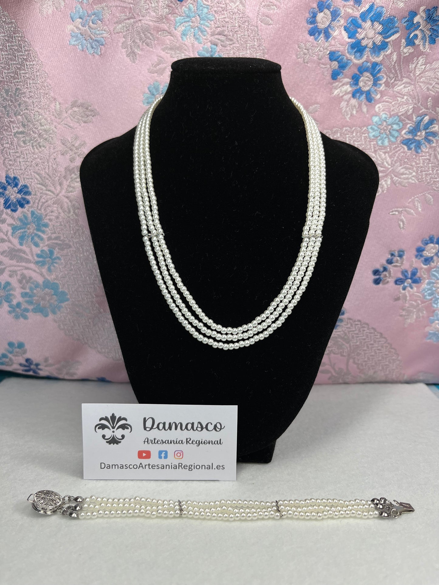 Collar 3 tiras de PERLAS MINI cierre en CAJA en acabados ORO o PLATA