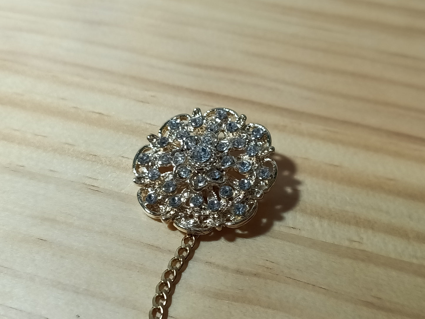 Porta Abanicos 24 Broches diferentes 🔸Modelo: Canutillo color ORO o PLATA