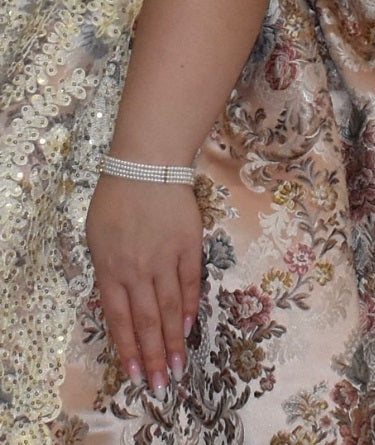 Pulsera de perlas Medianas de 4 tiras