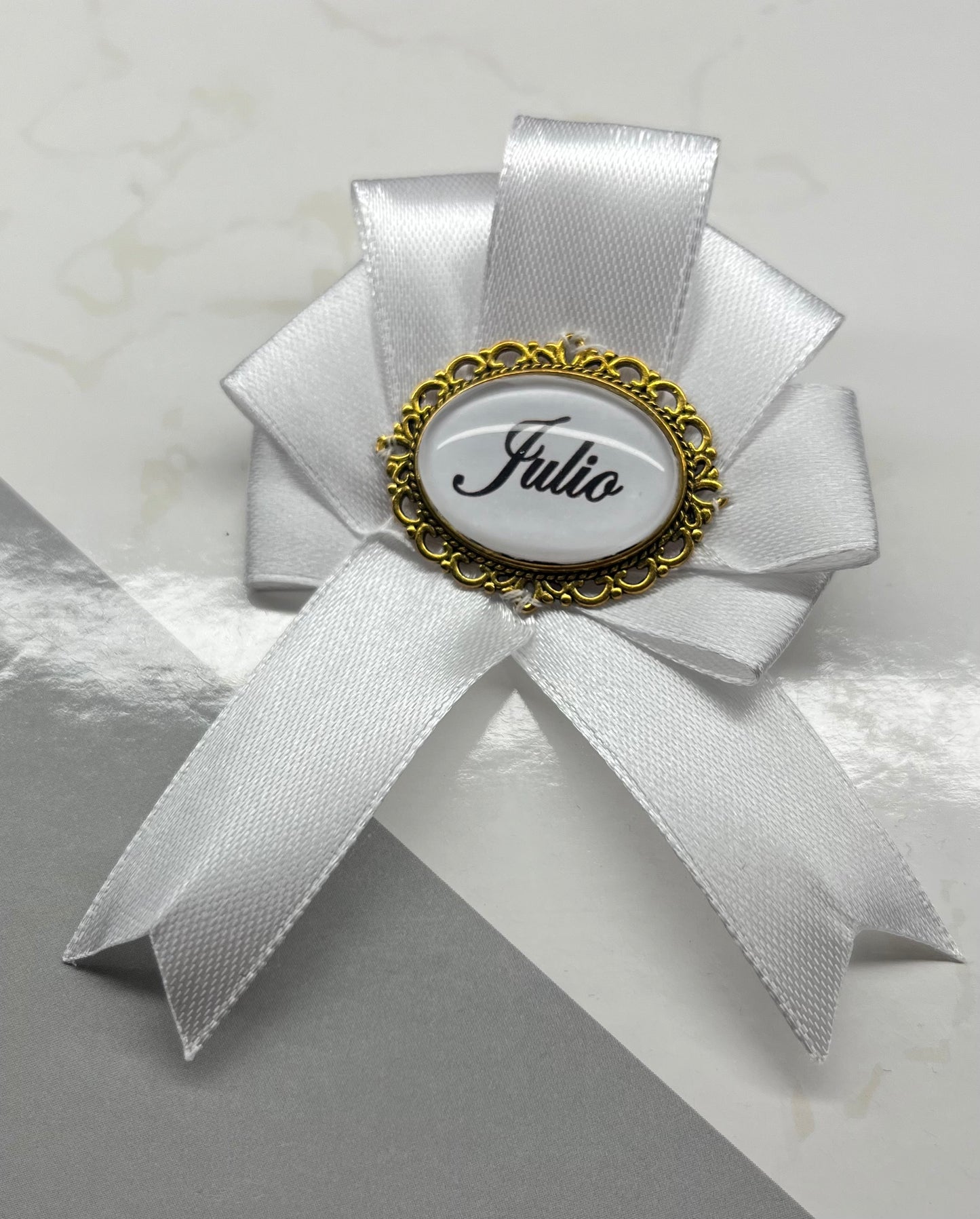 Medalla Caramba lazo CON NOMBRE, NOMBRE y CARGO, INICIAL o INICIALES, JOTA o FRASE varios acabados ORO o PLATA