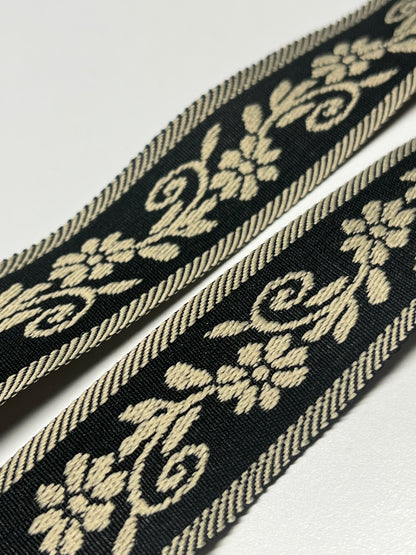 Atapiernas Lligacames Negro Floral