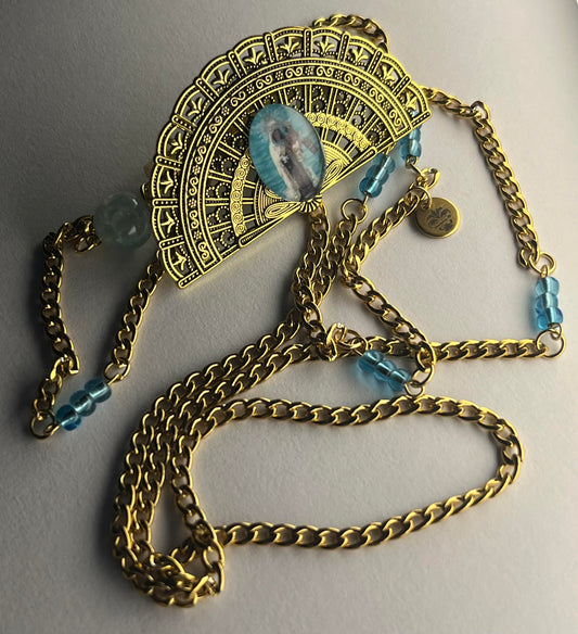 Porta Abanicos VIRGEN DEL CARMEN CASUAL Joya Colgante PERSONALIZABLE Uso díario o Traje Regional (copia)